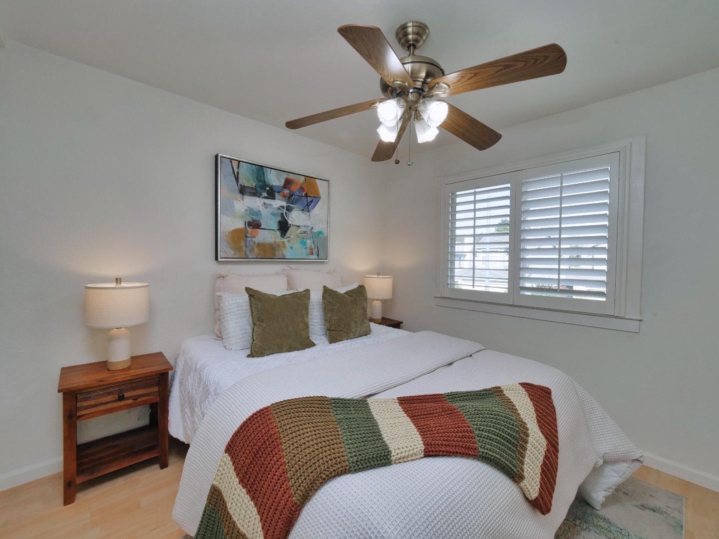 Detail Gallery Image 99 of 133 For 2248 Oakland Ave, Pleasanton,  CA 94588 - 5 Beds | 2/1 Baths