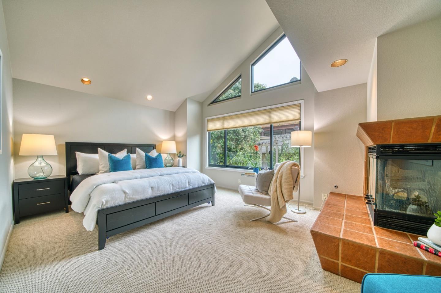 Detail Gallery Image 22 of 44 For 41 Julianna Ave, Moss Beach,  CA 94038 - 3 Beds | 2/1 Baths