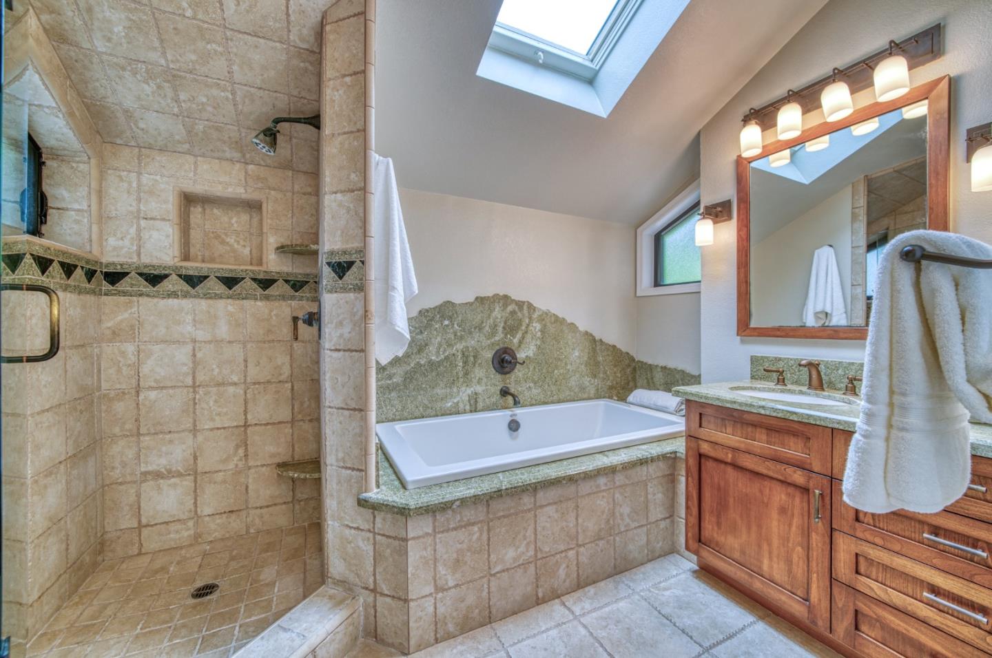Detail Gallery Image 26 of 44 For 41 Julianna Ave, Moss Beach,  CA 94038 - 3 Beds | 2/1 Baths