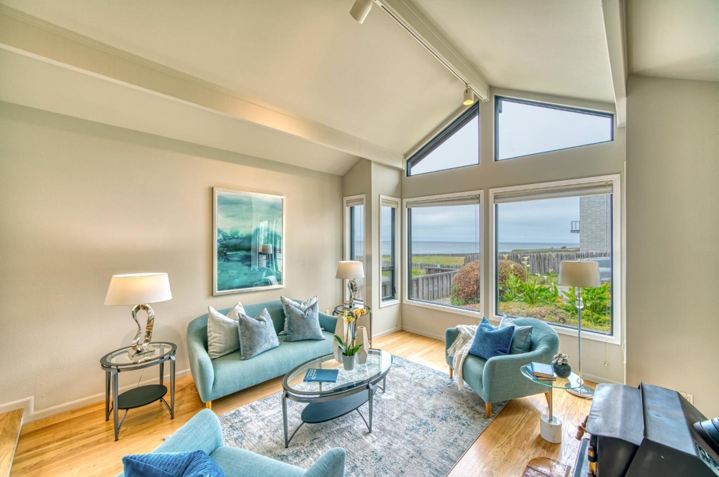 Detail Gallery Image 3 of 44 For 41 Julianna Ave, Moss Beach,  CA 94038 - 3 Beds | 2/1 Baths