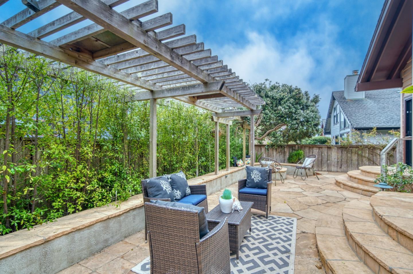 Detail Gallery Image 39 of 44 For 41 Julianna Ave, Moss Beach,  CA 94038 - 3 Beds | 2/1 Baths