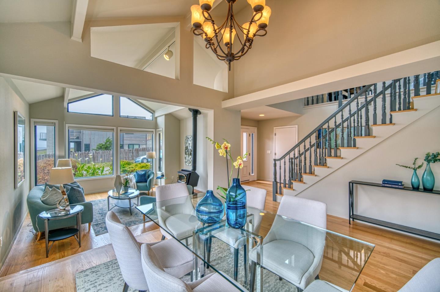 Detail Gallery Image 5 of 44 For 41 Julianna Ave, Moss Beach,  CA 94038 - 3 Beds | 2/1 Baths