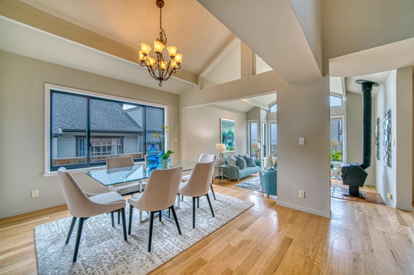 Detail Gallery Image 6 of 44 For 41 Julianna Ave, Moss Beach,  CA 94038 - 3 Beds | 2/1 Baths