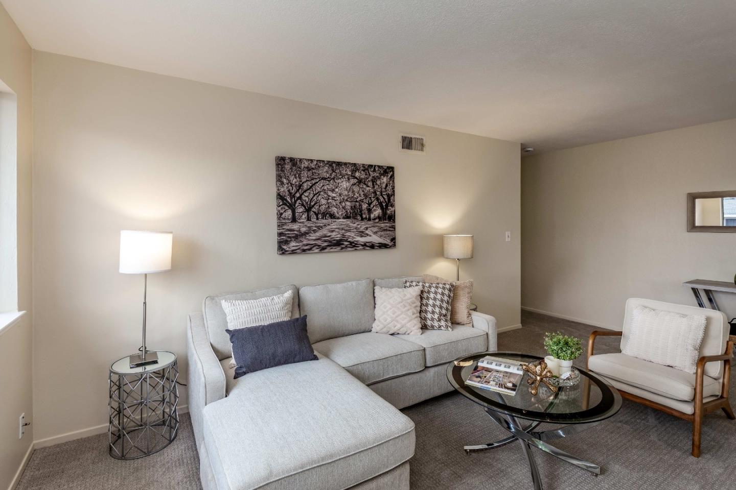 Detail Gallery Image 6 of 9 For 763 Delaware Ave #4,  San Jose,  CA 95123 - 2 Beds | 1 Baths