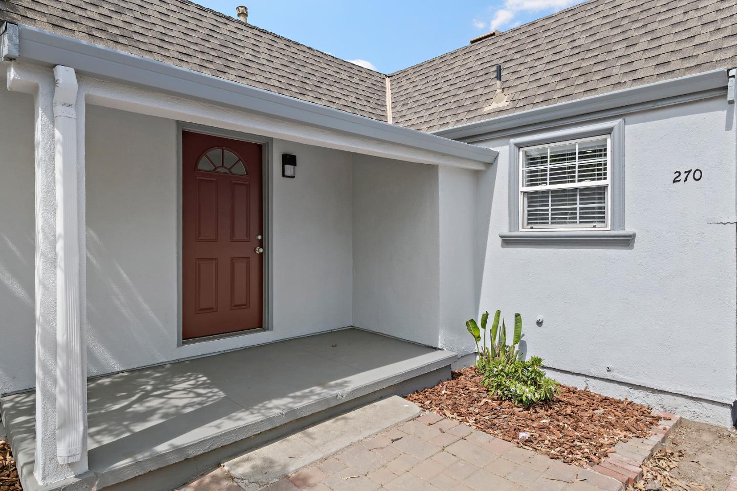 Detail Gallery Image 3 of 23 For 270 N 26th St, San Jose,  CA 95116 - 2 Beds | 2 Baths