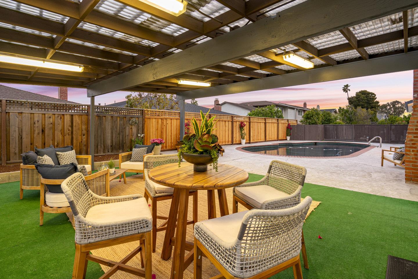 Detail Gallery Image 2 of 46 For 384 Sunfish Ct, Foster City,  CA 94404 - 4 Beds | 3 Baths