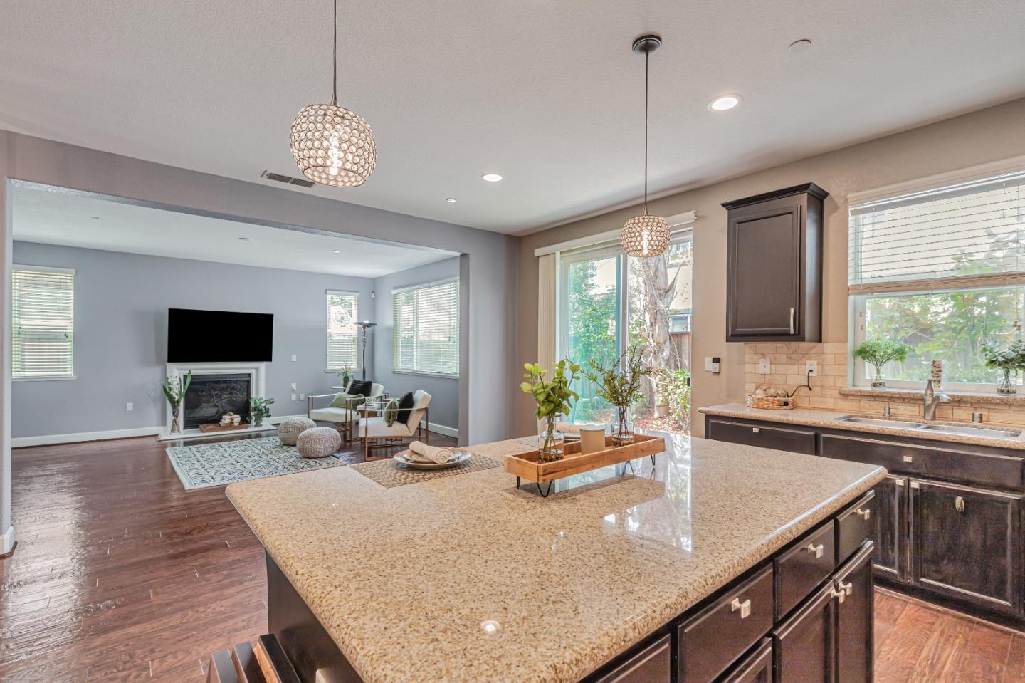 Detail Gallery Image 13 of 38 For 241 Wright Ave, Morgan Hill,  CA 95037 - 4 Beds | 2/1 Baths