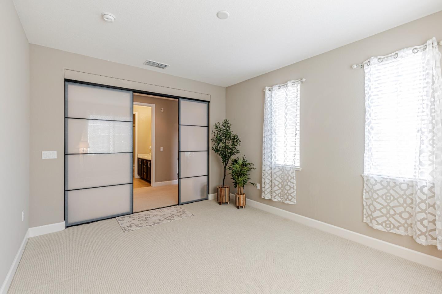 Detail Gallery Image 19 of 38 For 241 Wright Ave, Morgan Hill,  CA 95037 - 4 Beds | 2/1 Baths