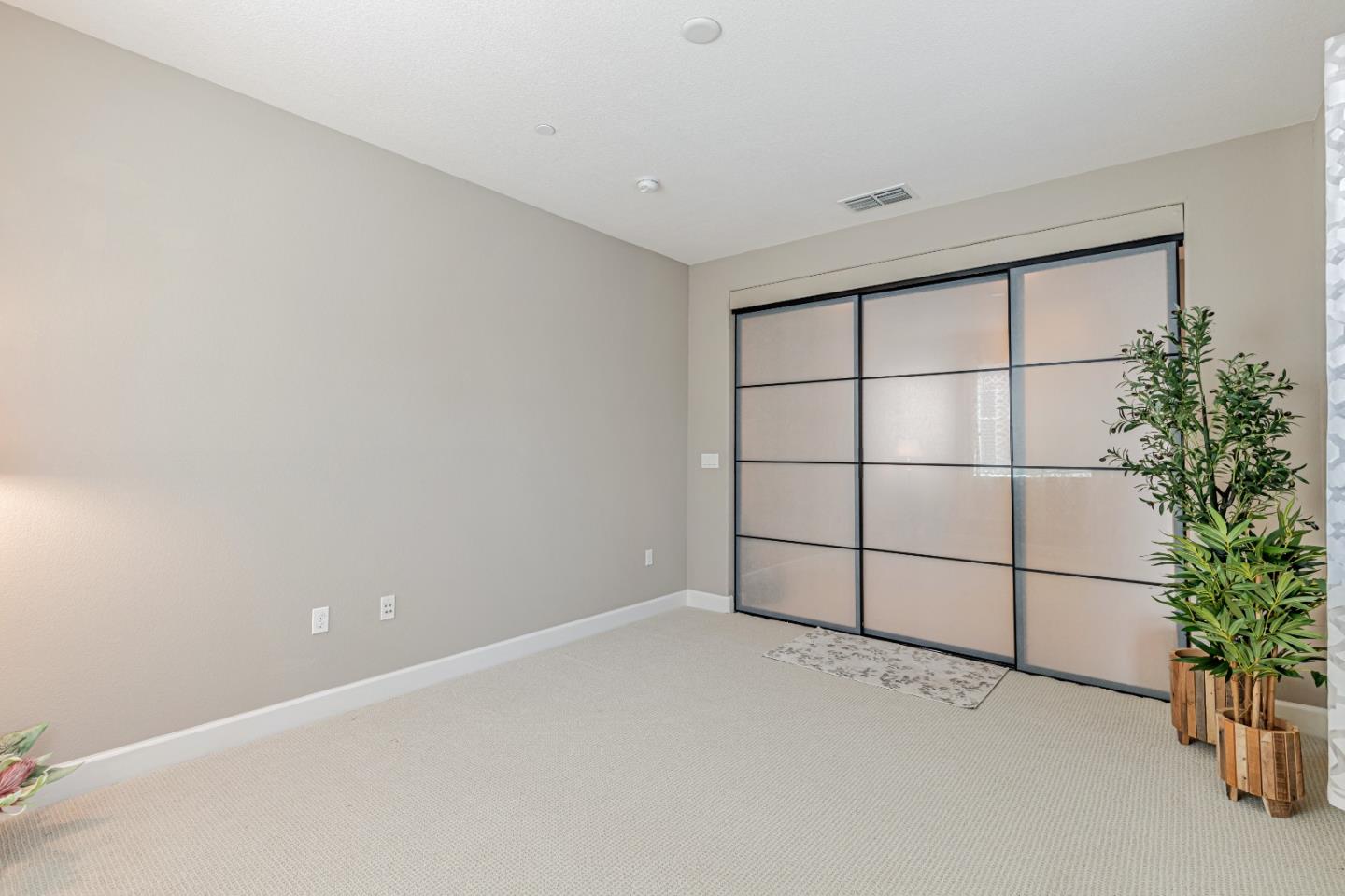 Detail Gallery Image 20 of 38 For 241 Wright Ave, Morgan Hill,  CA 95037 - 4 Beds | 2/1 Baths