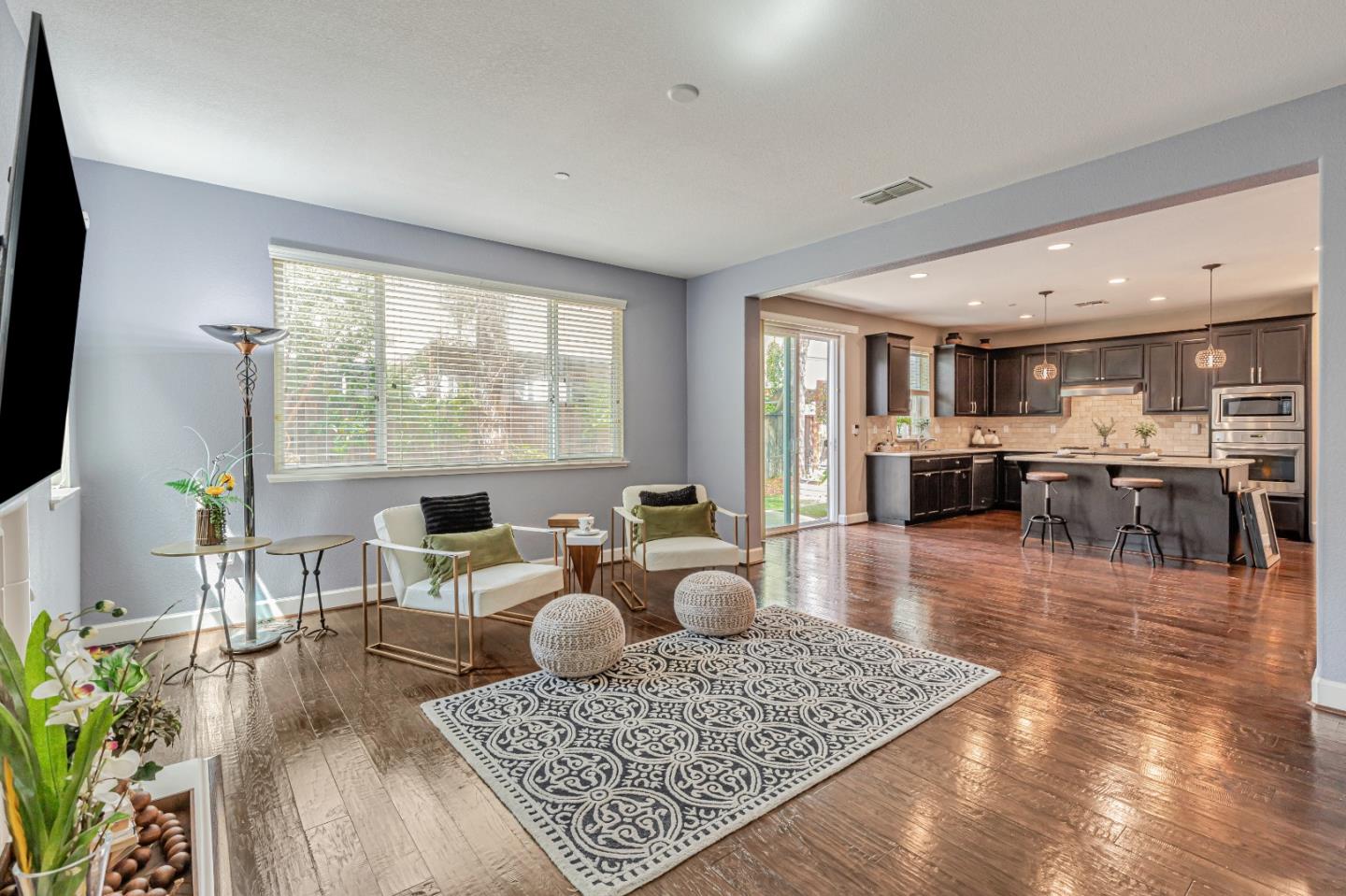 Detail Gallery Image 9 of 38 For 241 Wright Ave, Morgan Hill,  CA 95037 - 4 Beds | 2/1 Baths