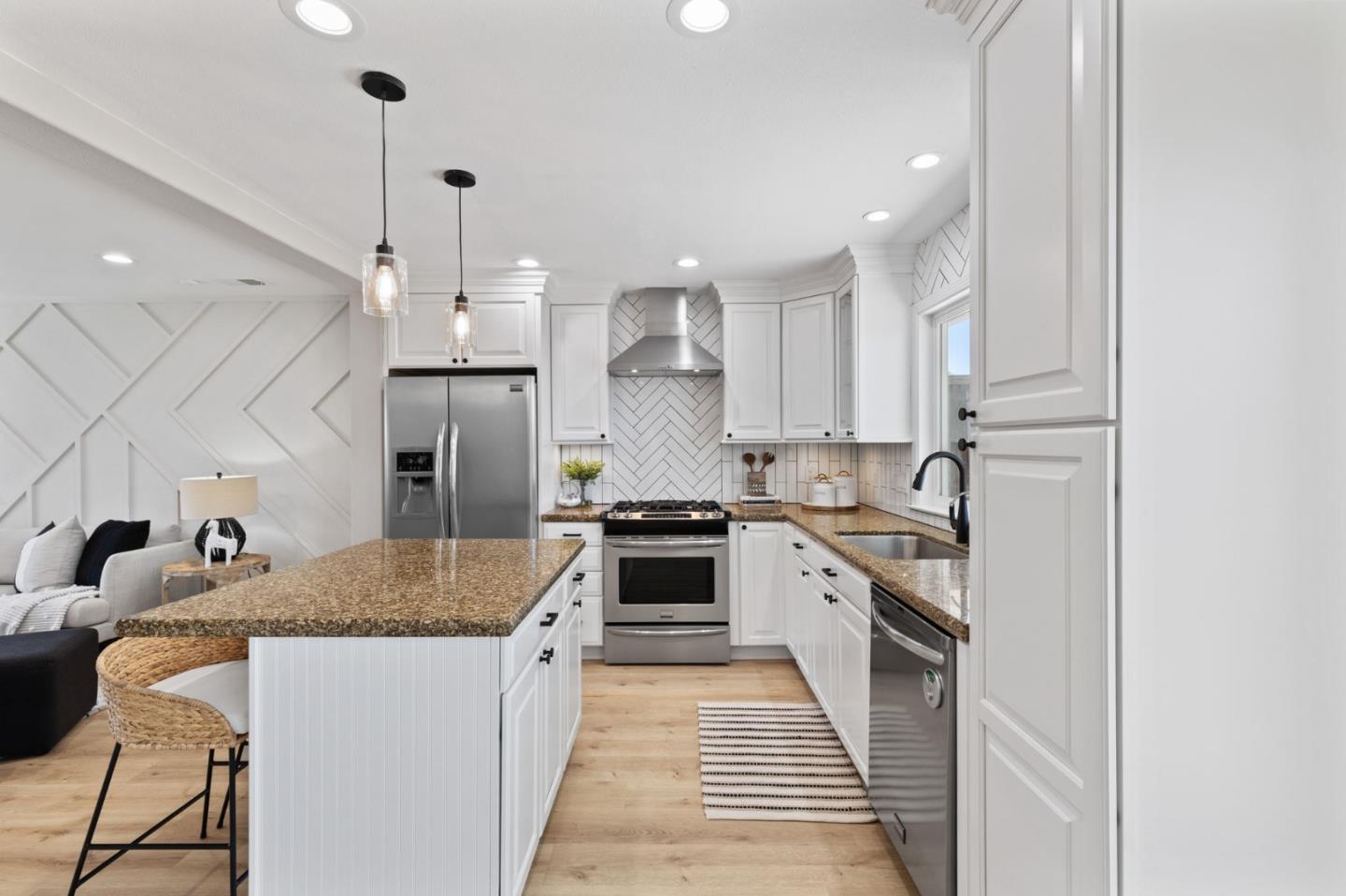Detail Gallery Image 10 of 31 For 5763 Cohasset Way, San Jose,  CA 95123 - 3 Beds | 2 Baths