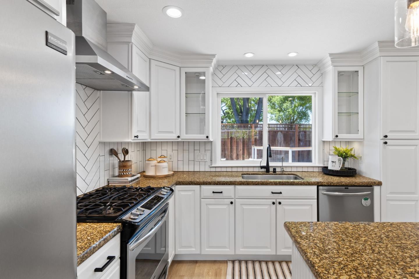 Detail Gallery Image 11 of 31 For 5763 Cohasset Way, San Jose,  CA 95123 - 3 Beds | 2 Baths