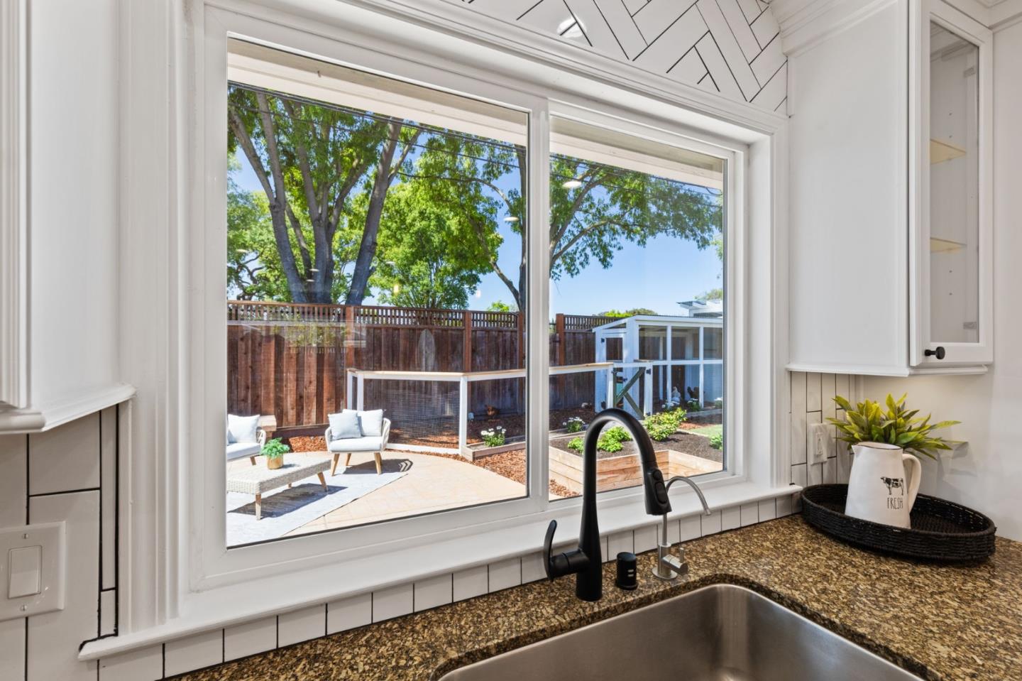 Detail Gallery Image 12 of 31 For 5763 Cohasset Way, San Jose,  CA 95123 - 3 Beds | 2 Baths