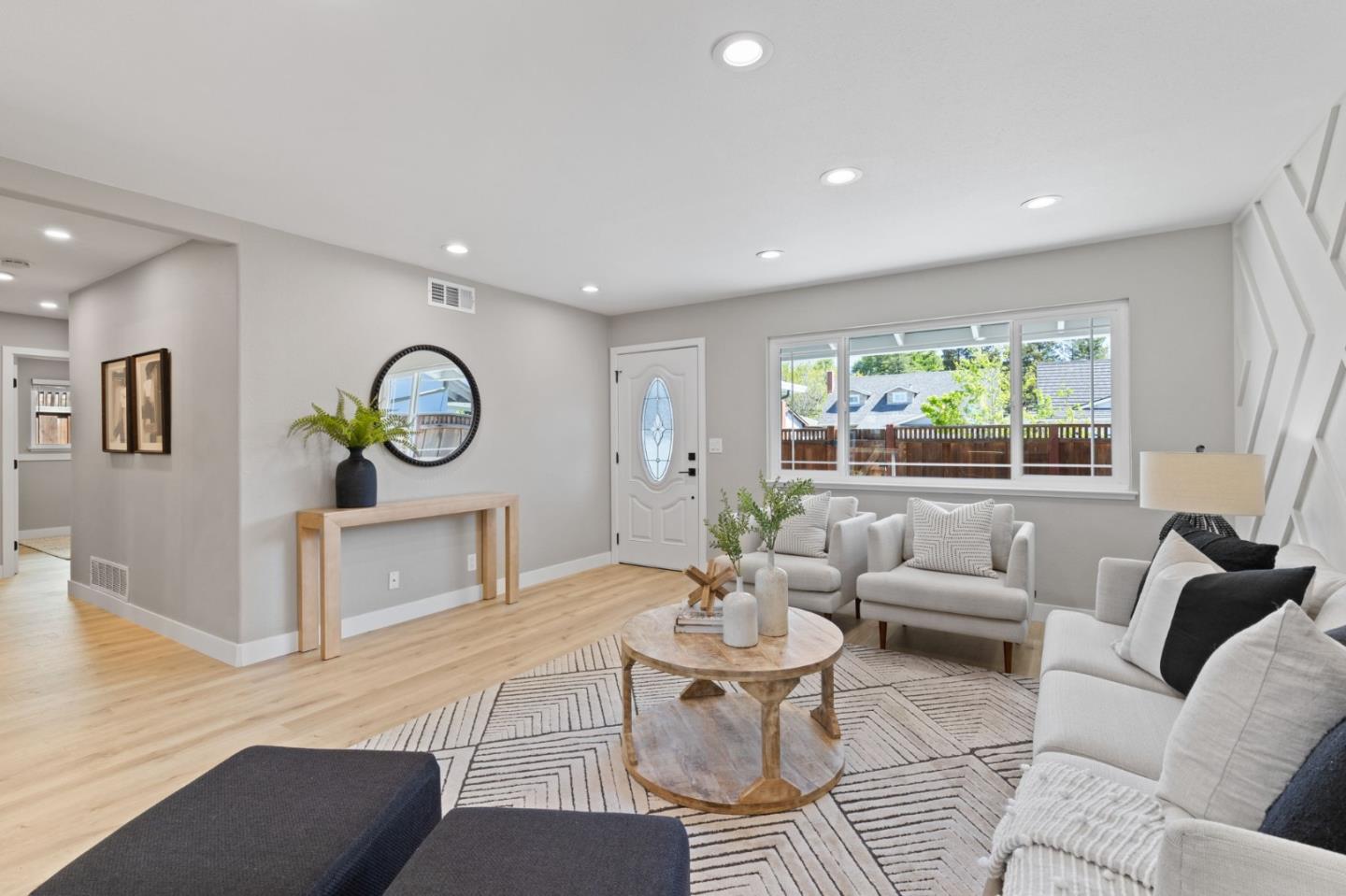 Detail Gallery Image 2 of 31 For 5763 Cohasset Way, San Jose,  CA 95123 - 3 Beds | 2 Baths
