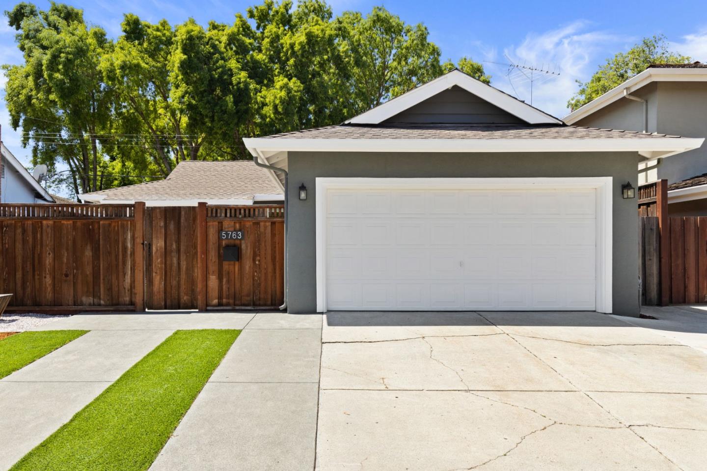 Detail Gallery Image 5 of 31 For 5763 Cohasset Way, San Jose,  CA 95123 - 3 Beds | 2 Baths