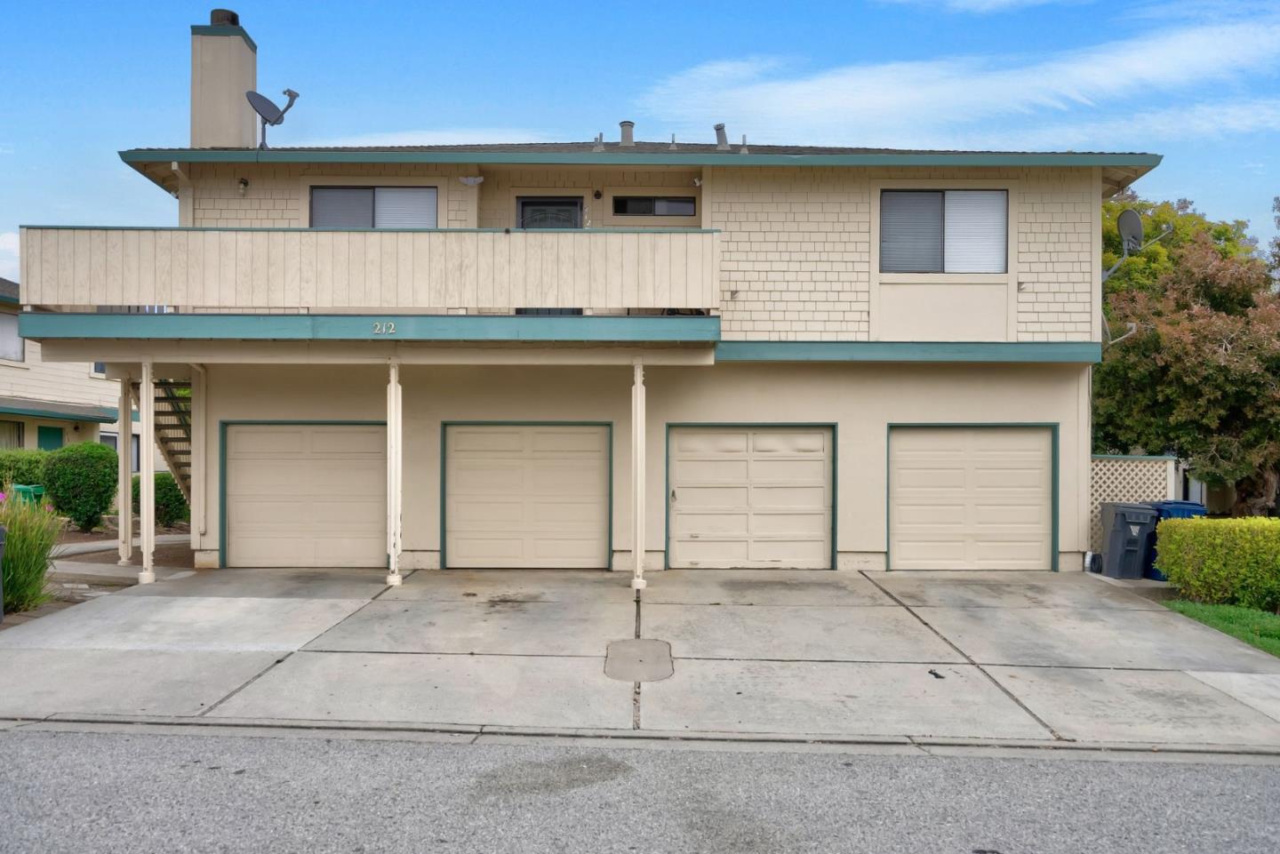 Detail Gallery Image 21 of 24 For 212-C Green Meadow Dr #C,  Watsonville,  CA 95076 - 3 Beds | 2/1 Baths