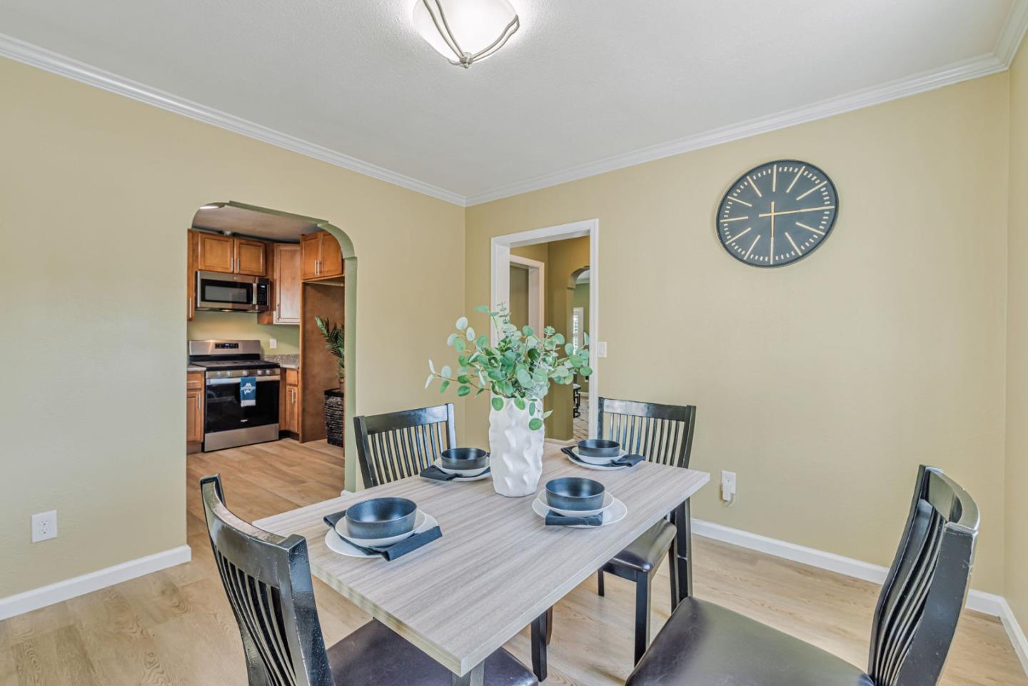 Detail Gallery Image 18 of 50 For 336 W 11th St, Pittsburg,  CA 94565 - 4 Beds | 2 Baths