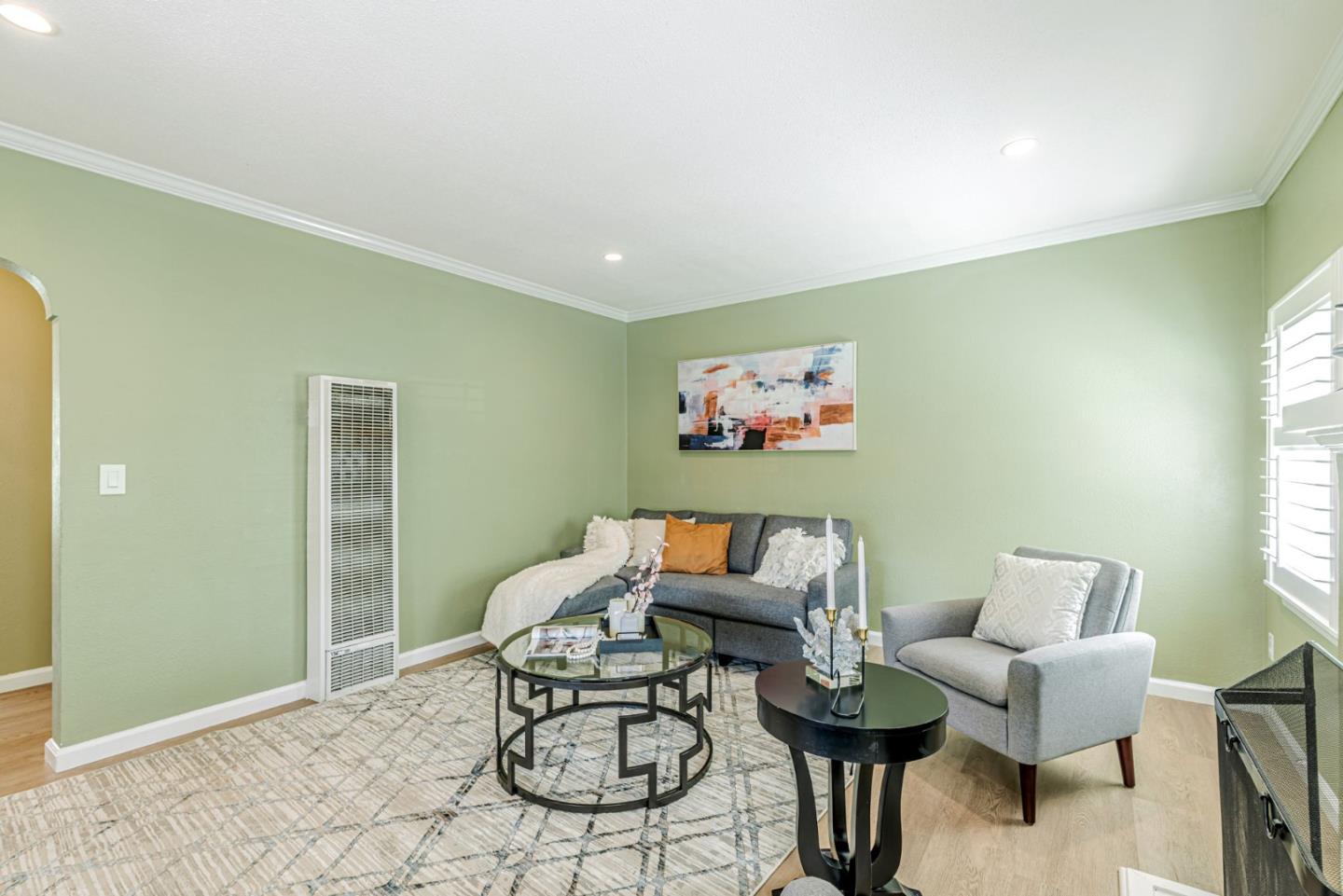 Detail Gallery Image 7 of 50 For 336 W 11th St, Pittsburg,  CA 94565 - 4 Beds | 2 Baths