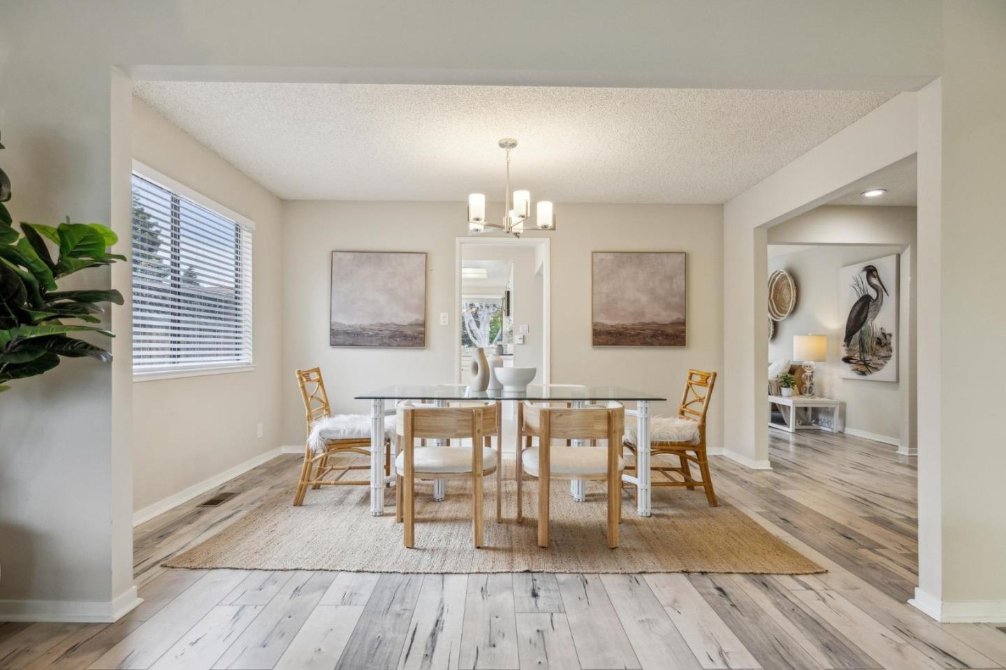 Detail Gallery Image 14 of 58 For 225 Arundel Rd, Burlingame,  CA 94010 - 3 Beds | 2 Baths
