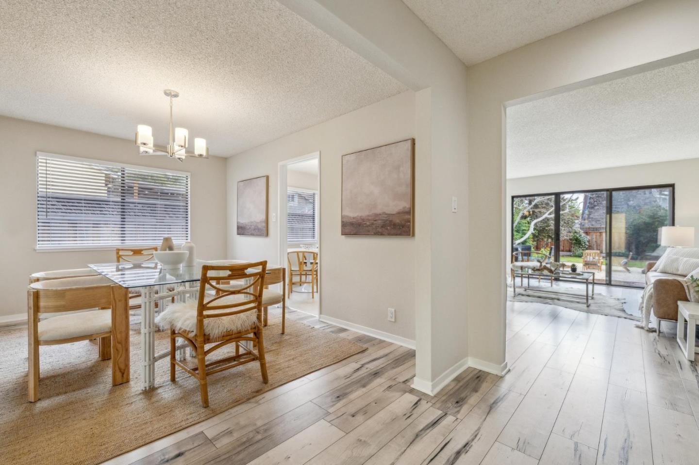 Detail Gallery Image 16 of 58 For 225 Arundel Rd, Burlingame,  CA 94010 - 3 Beds | 2 Baths