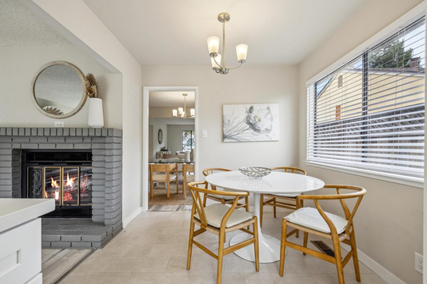 Detail Gallery Image 27 of 58 For 225 Arundel Rd, Burlingame,  CA 94010 - 3 Beds | 2 Baths