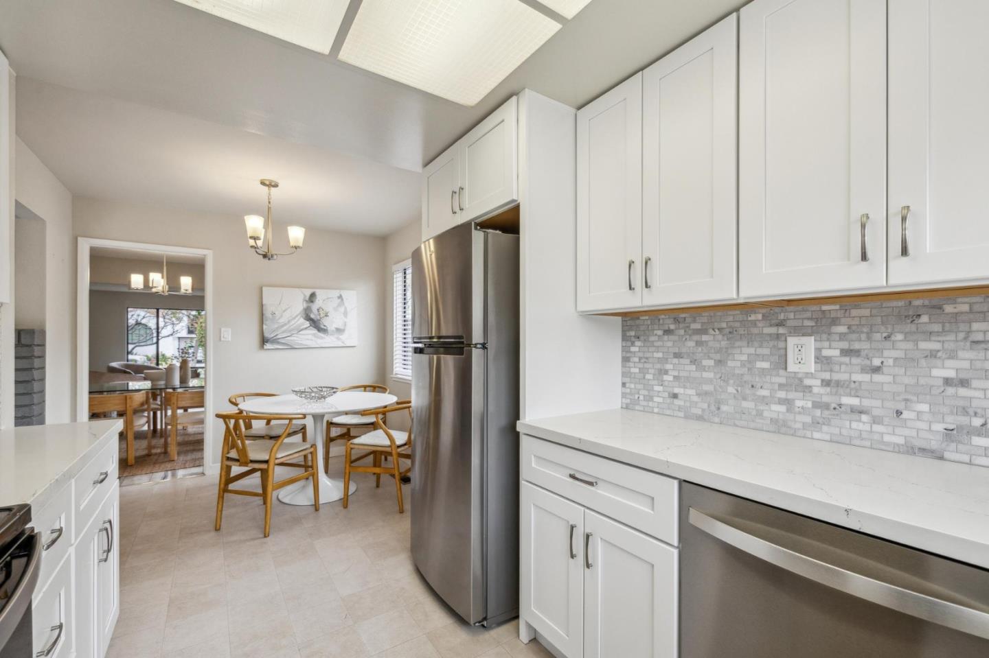 Detail Gallery Image 31 of 58 For 225 Arundel Rd, Burlingame,  CA 94010 - 3 Beds | 2 Baths