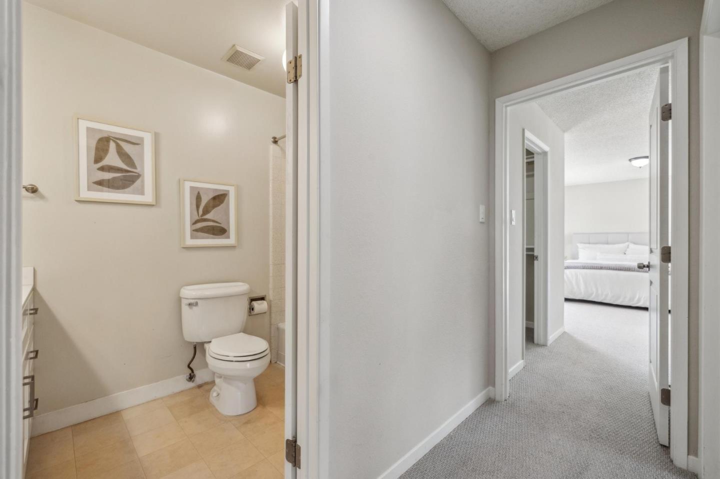 Detail Gallery Image 37 of 58 For 225 Arundel Rd, Burlingame,  CA 94010 - 3 Beds | 2 Baths