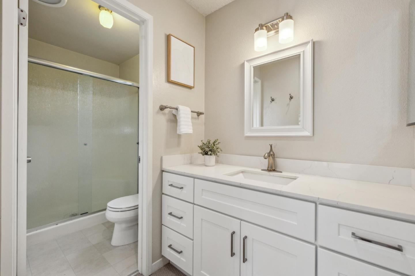 Detail Gallery Image 47 of 58 For 225 Arundel Rd, Burlingame,  CA 94010 - 3 Beds | 2 Baths