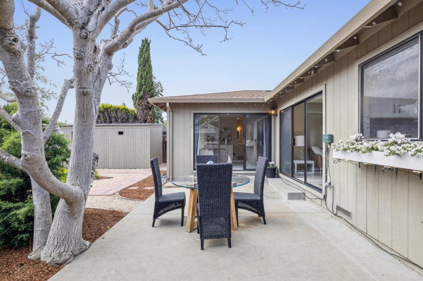 Detail Gallery Image 51 of 58 For 225 Arundel Rd, Burlingame,  CA 94010 - 3 Beds | 2 Baths