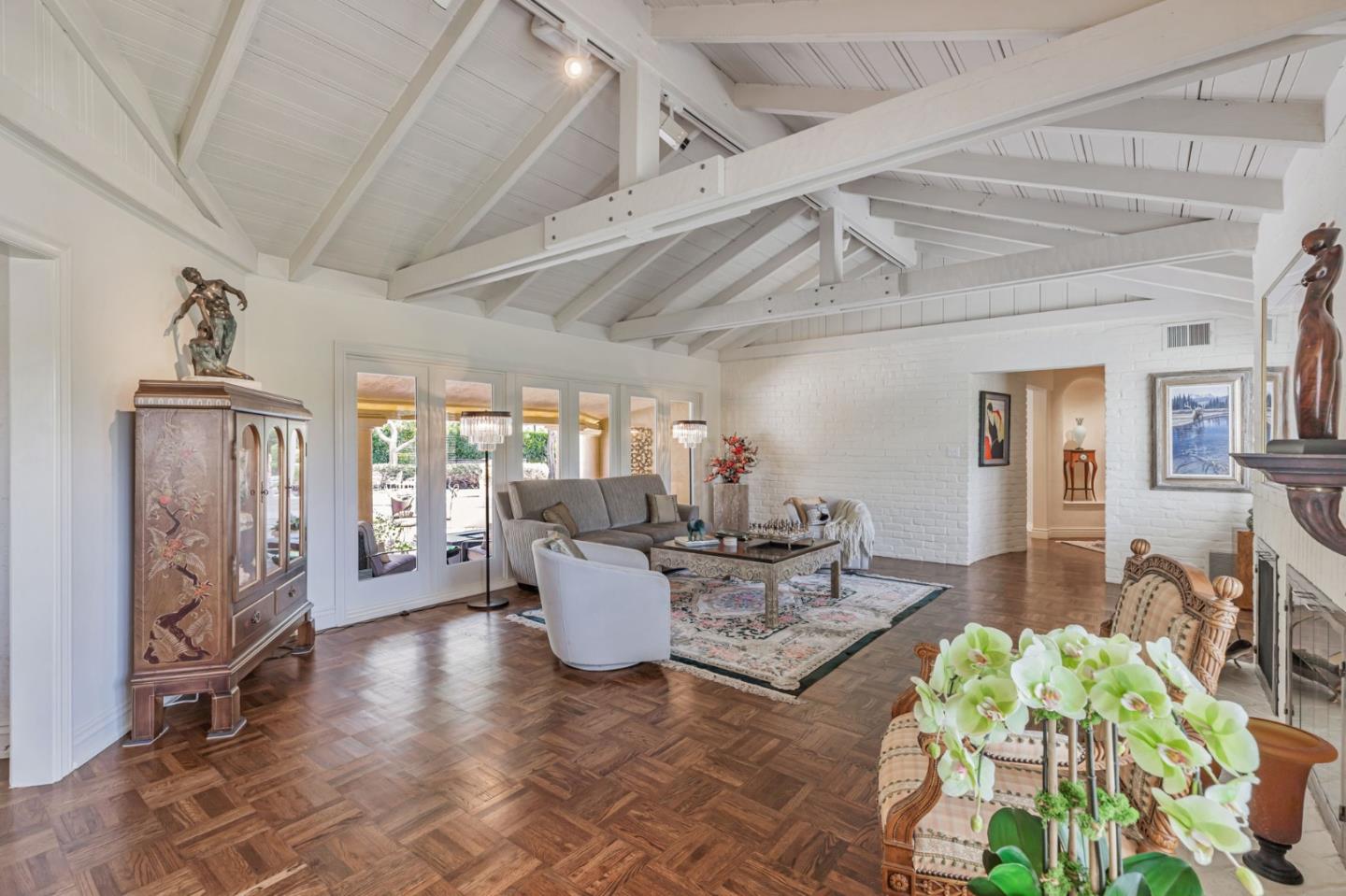 Detail Gallery Image 11 of 95 For 3231 Fieldcrest Dr, Sacramento,  CA 95821 - 3 Beds | 2/1 Baths