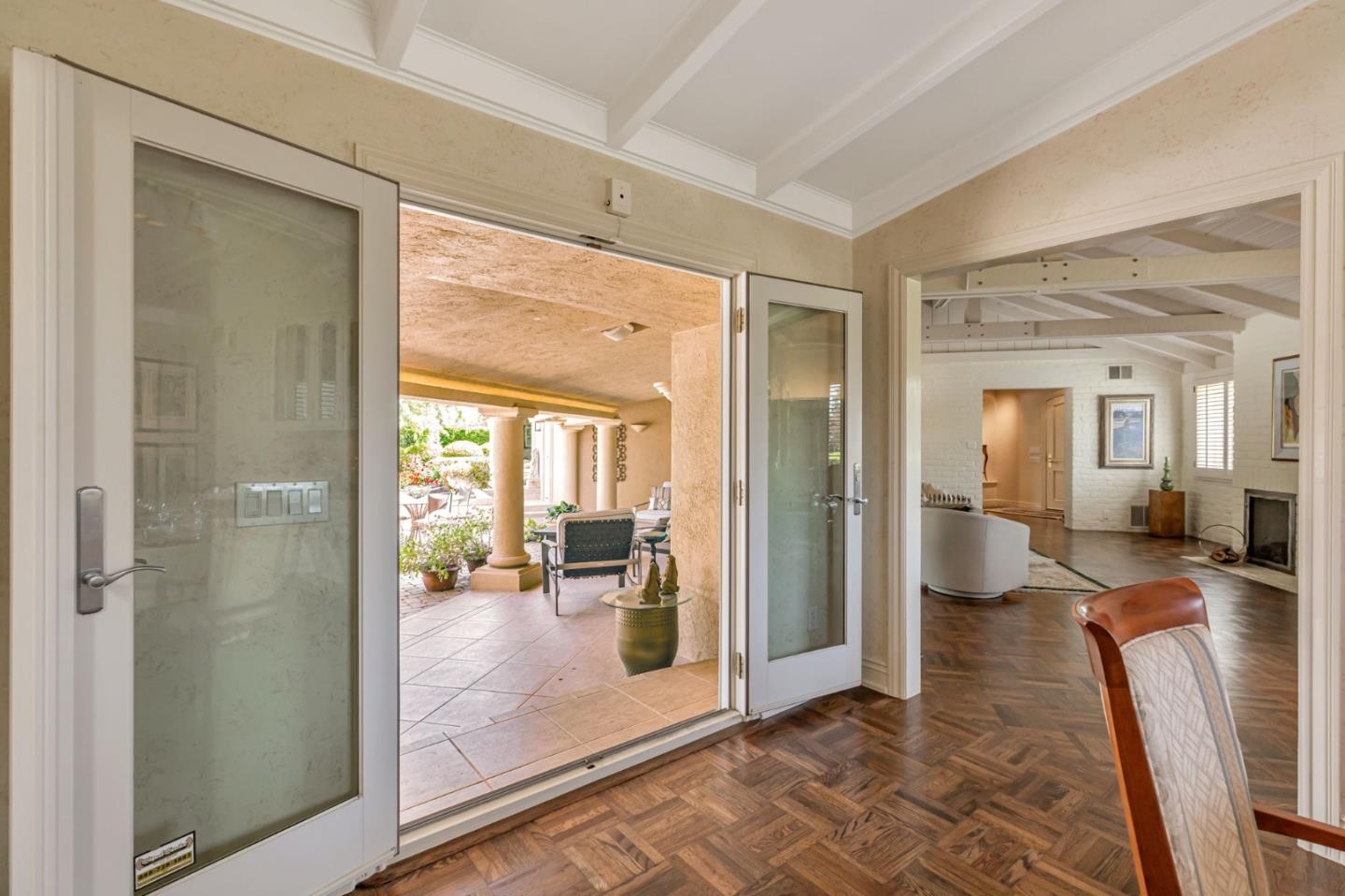 Detail Gallery Image 15 of 95 For 3231 Fieldcrest Dr, Sacramento,  CA 95821 - 3 Beds | 2/1 Baths