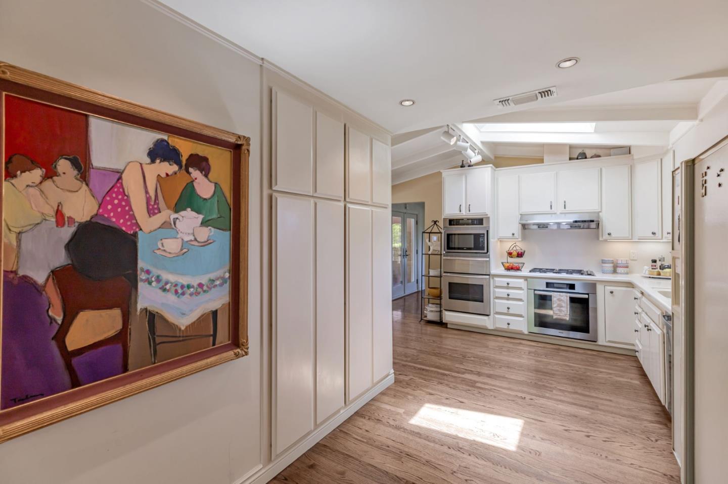 Detail Gallery Image 22 of 95 For 3231 Fieldcrest Dr, Sacramento,  CA 95821 - 3 Beds | 2/1 Baths