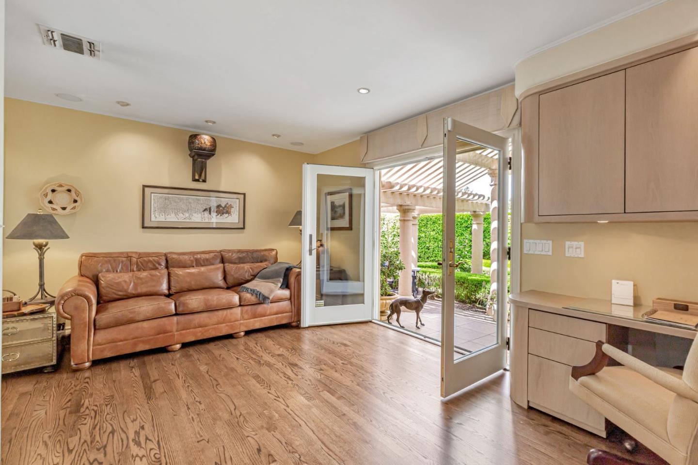 Detail Gallery Image 24 of 95 For 3231 Fieldcrest Dr, Sacramento,  CA 95821 - 3 Beds | 2/1 Baths
