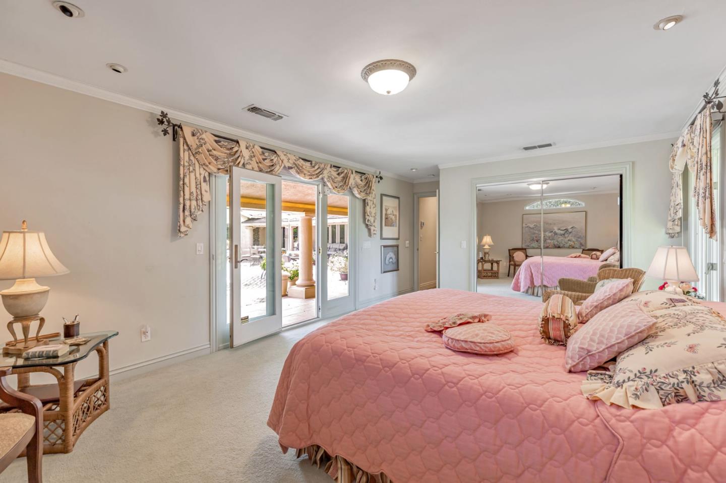 Detail Gallery Image 32 of 95 For 3231 Fieldcrest Dr, Sacramento,  CA 95821 - 3 Beds | 2/1 Baths