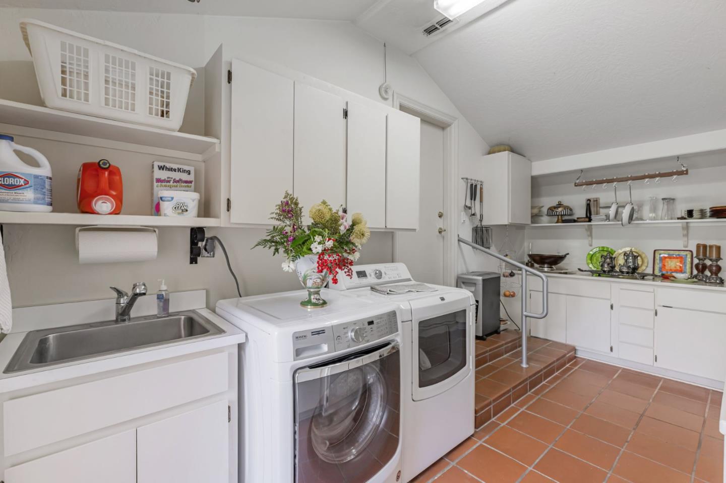 Detail Gallery Image 51 of 95 For 3231 Fieldcrest Dr, Sacramento,  CA 95821 - 3 Beds | 2/1 Baths