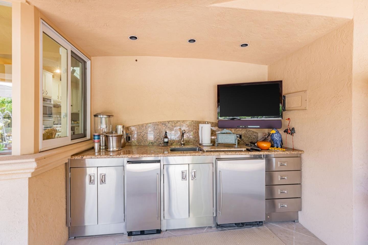 Detail Gallery Image 55 of 95 For 3231 Fieldcrest Dr, Sacramento,  CA 95821 - 3 Beds | 2/1 Baths