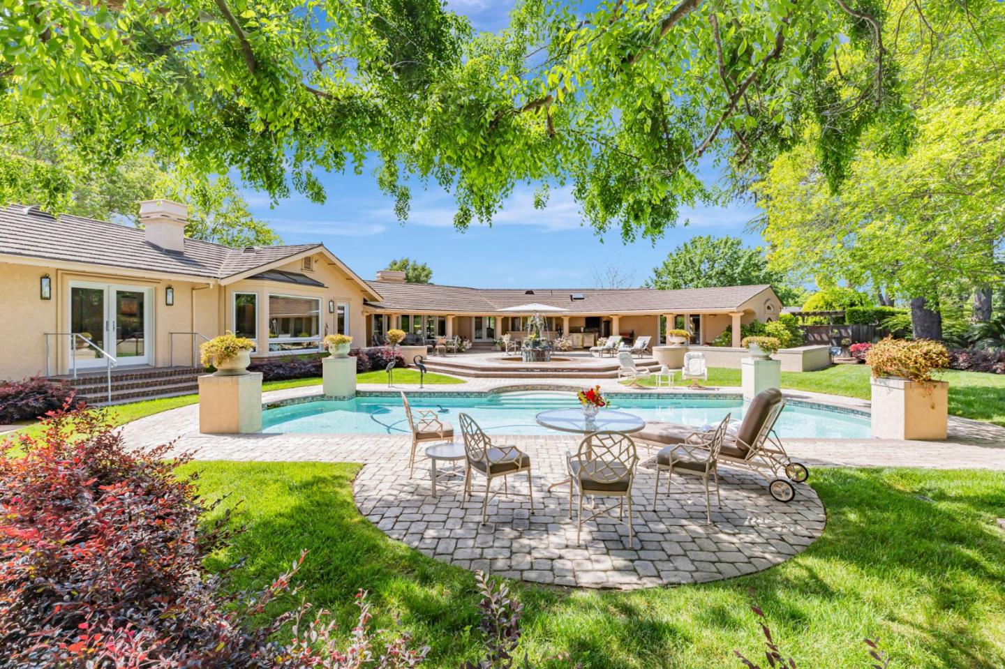 Detail Gallery Image 63 of 95 For 3231 Fieldcrest Dr, Sacramento,  CA 95821 - 3 Beds | 2/1 Baths