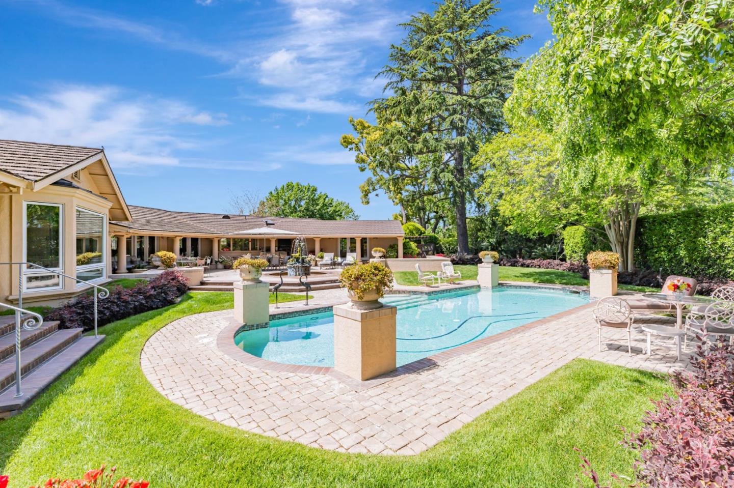 Detail Gallery Image 64 of 95 For 3231 Fieldcrest Dr, Sacramento,  CA 95821 - 3 Beds | 2/1 Baths