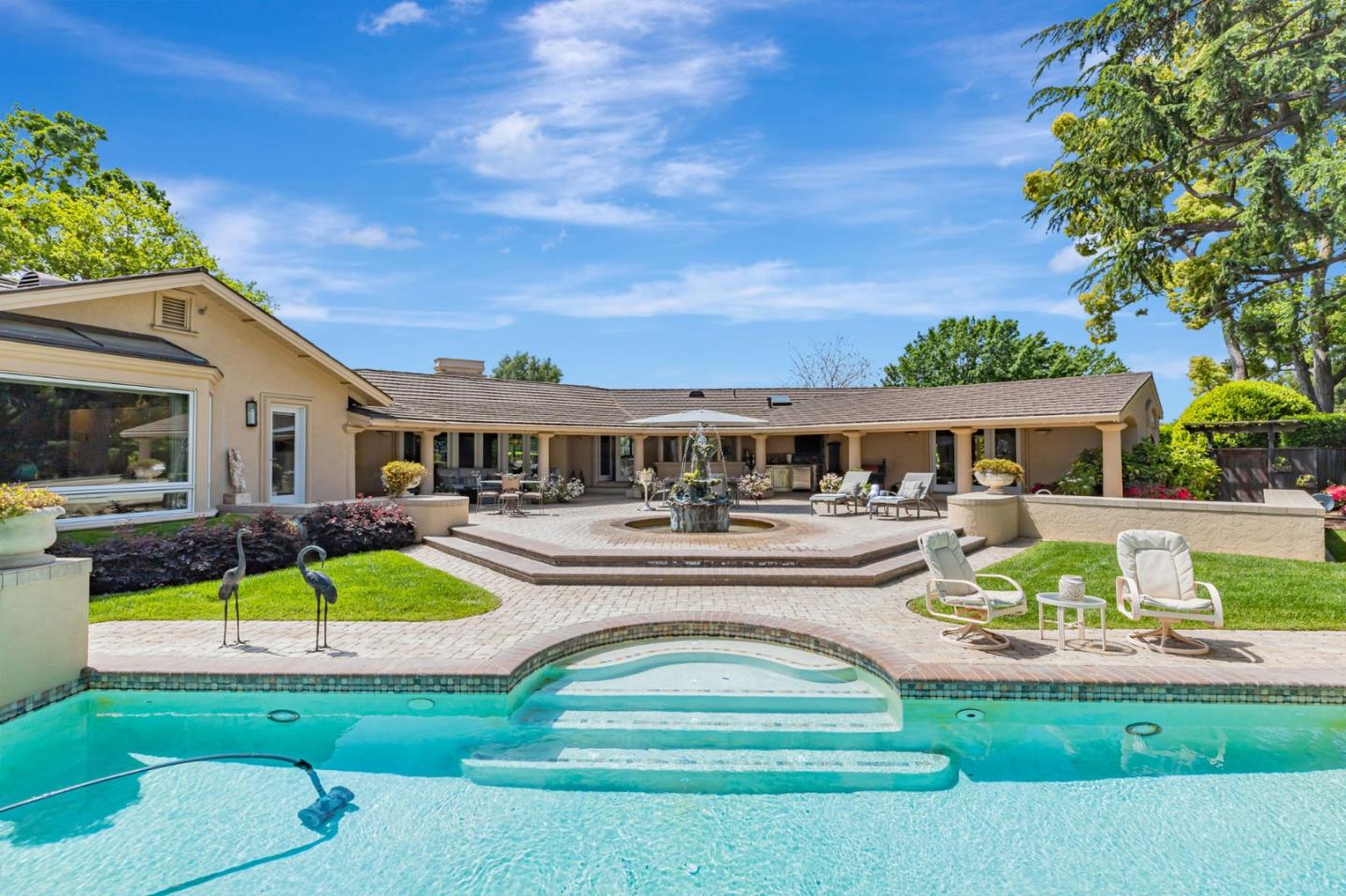 Detail Gallery Image 66 of 95 For 3231 Fieldcrest Dr, Sacramento,  CA 95821 - 3 Beds | 2/1 Baths