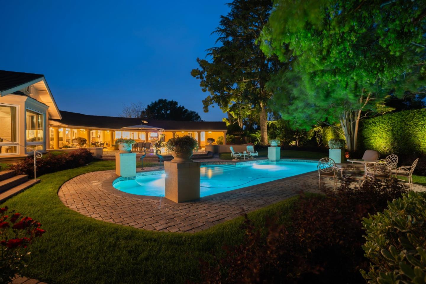Detail Gallery Image 79 of 95 For 3231 Fieldcrest Dr, Sacramento,  CA 95821 - 3 Beds | 2/1 Baths