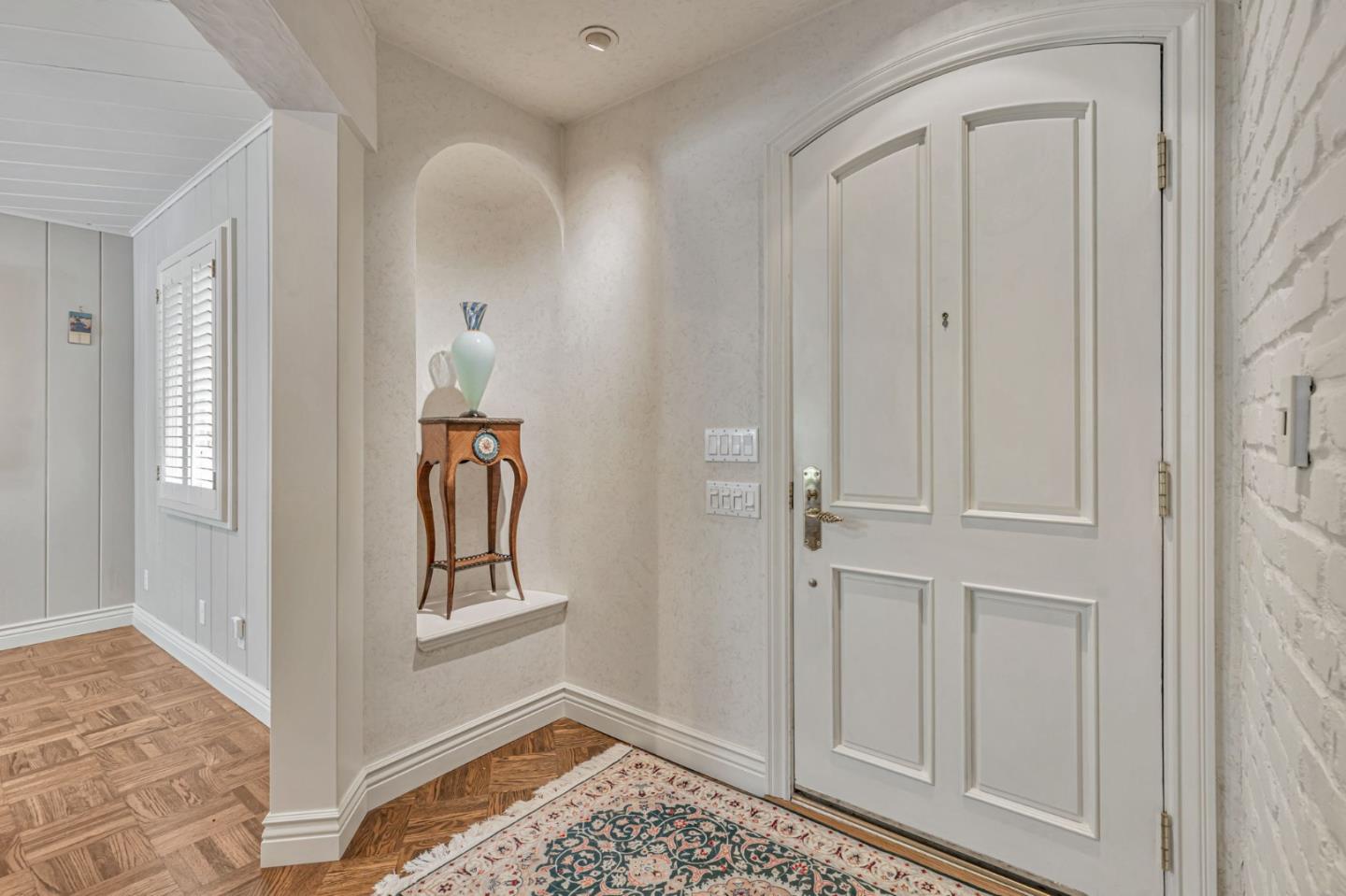 Detail Gallery Image 9 of 95 For 3231 Fieldcrest Dr, Sacramento,  CA 95821 - 3 Beds | 2/1 Baths