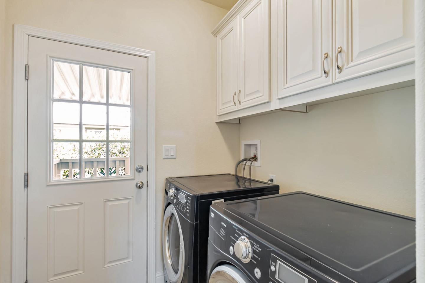 Detail Gallery Image 34 of 34 For 1050 Borregas #8,  Sunnyvale,  CA 94089 - 3 Beds | 3 Baths