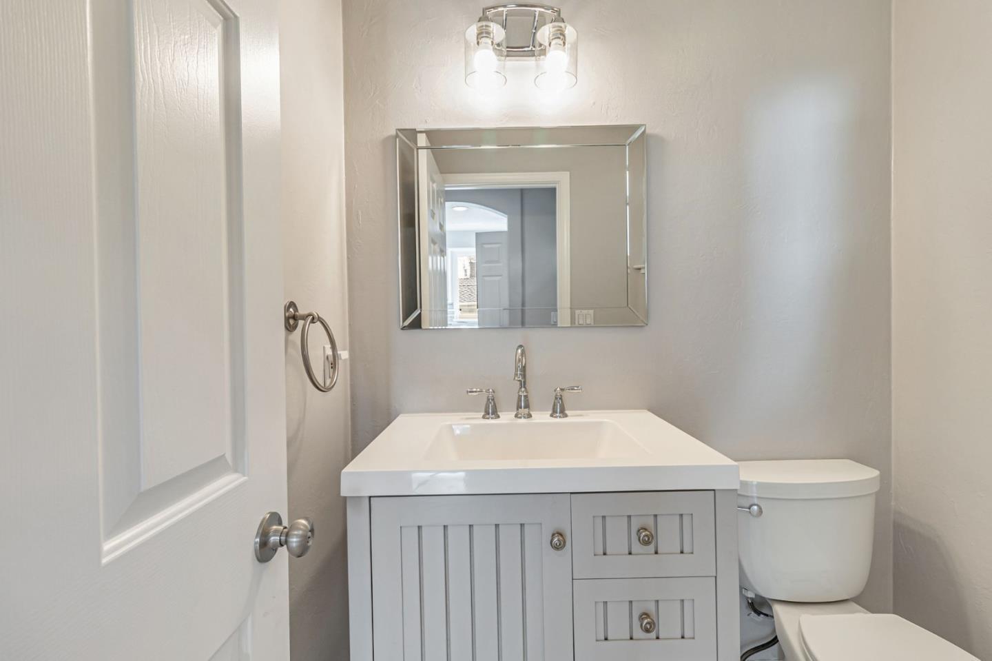 Detail Gallery Image 4 of 37 For 88 17th Ave #103,  San Mateo,  CA 94402 - 3 Beds | 2/1 Baths