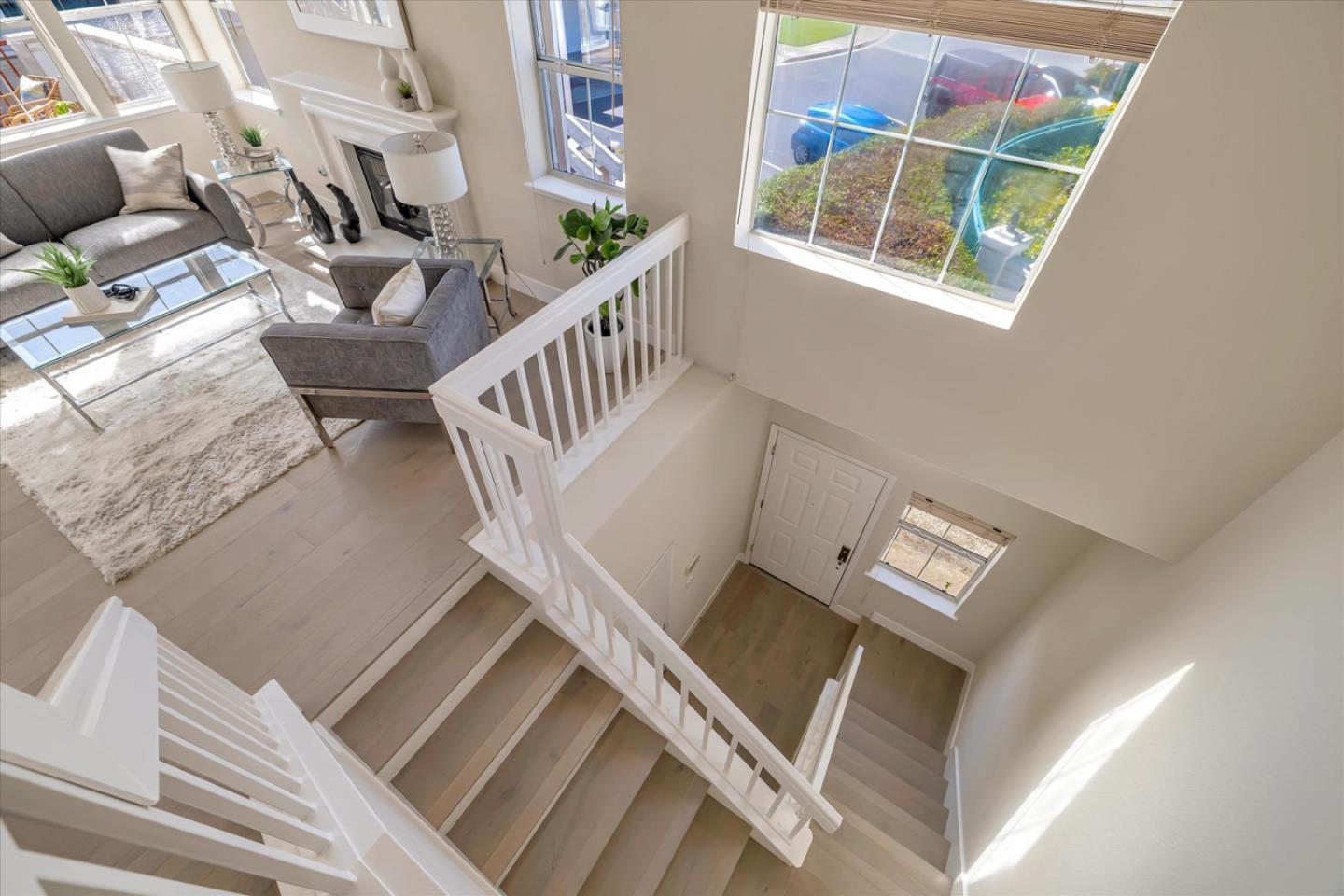 Detail Gallery Image 12 of 37 For 585 Shoal Cir, Redwood Shores,  CA 94065 - 1 Beds | 2 Baths