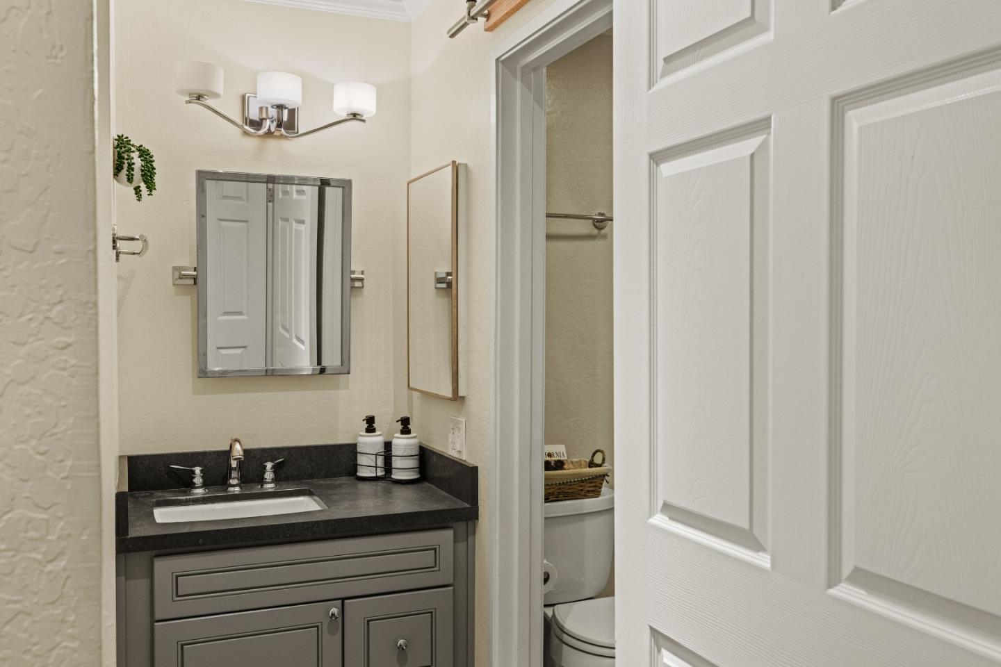 Detail Gallery Image 12 of 24 For 3309 Golden Oaks Ln, Monterey,  CA 93940 - 1 Beds | 1 Baths