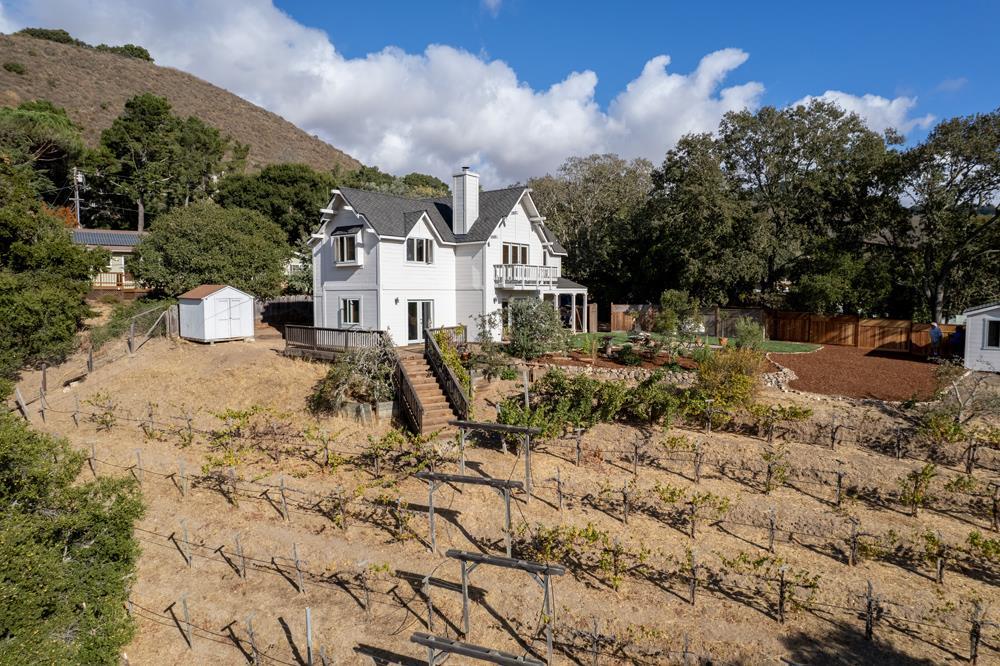 Detail Gallery Image 2 of 43 For 70 Valle Vis, Carmel Valley,  CA 93924 - 3 Beds | 1/1 Baths