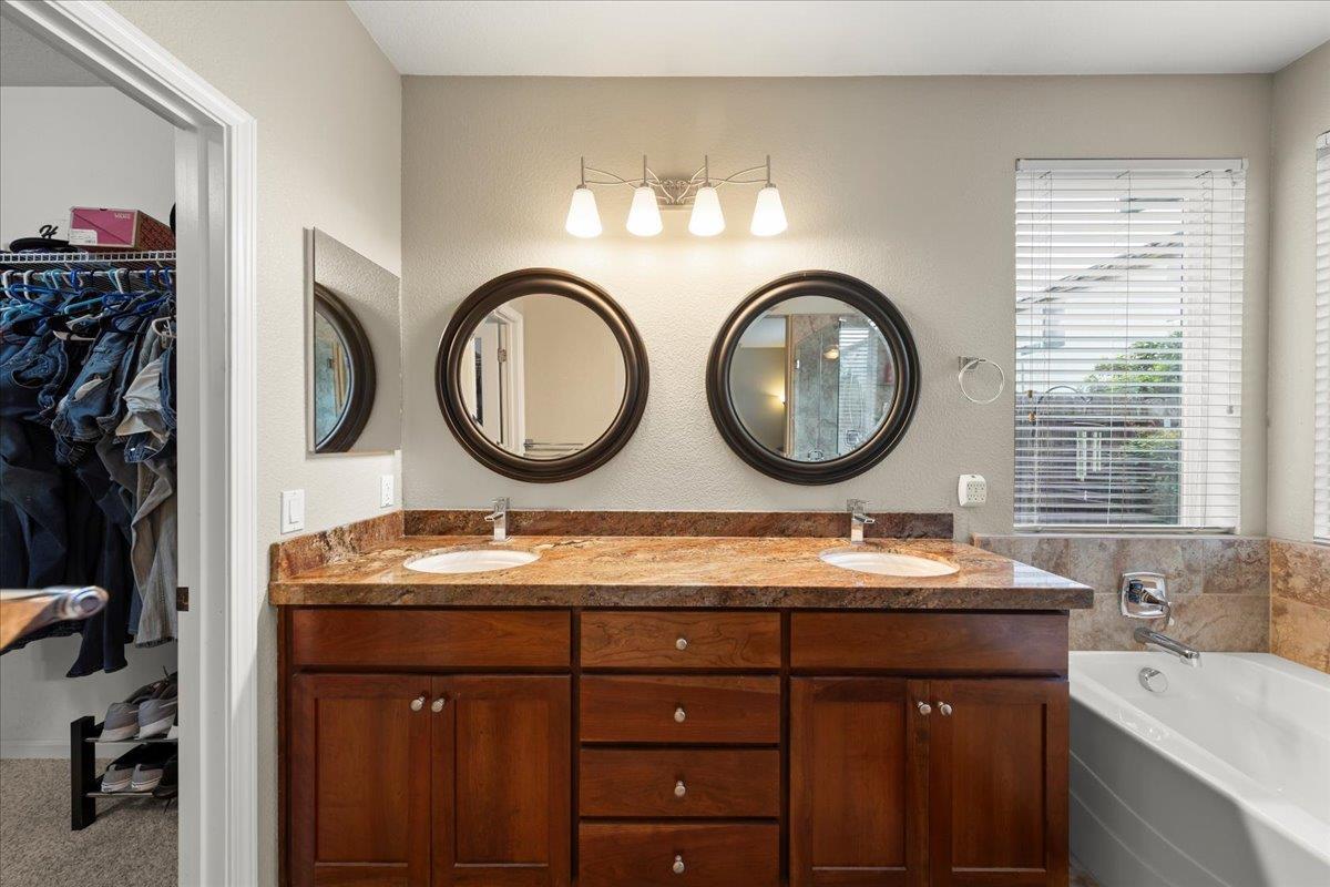 Detail Gallery Image 25 of 34 For 2717 Amir Dr, Modesto,  CA 95355 - 4 Beds | 2 Baths