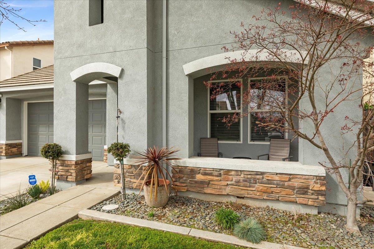 Detail Gallery Image 3 of 34 For 2717 Amir Dr, Modesto,  CA 95355 - 4 Beds | 2 Baths