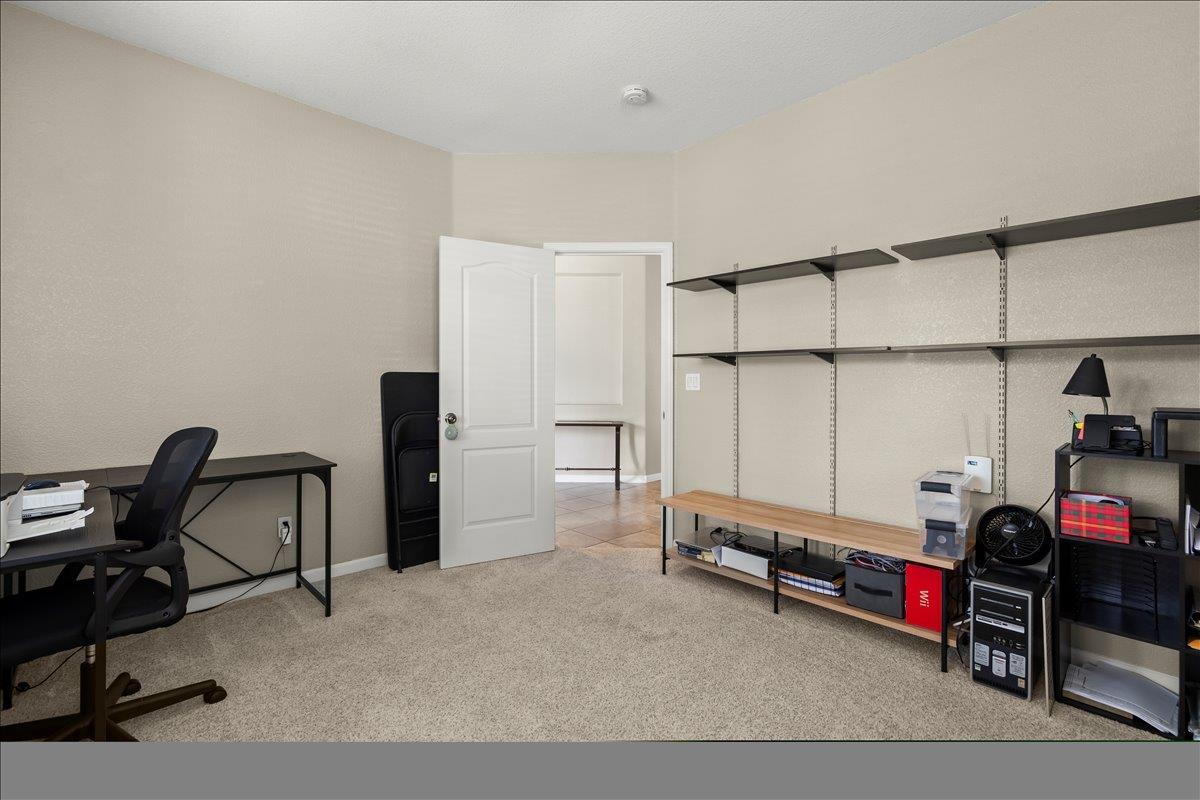 Detail Gallery Image 8 of 34 For 2717 Amir Dr, Modesto,  CA 95355 - 4 Beds | 2 Baths