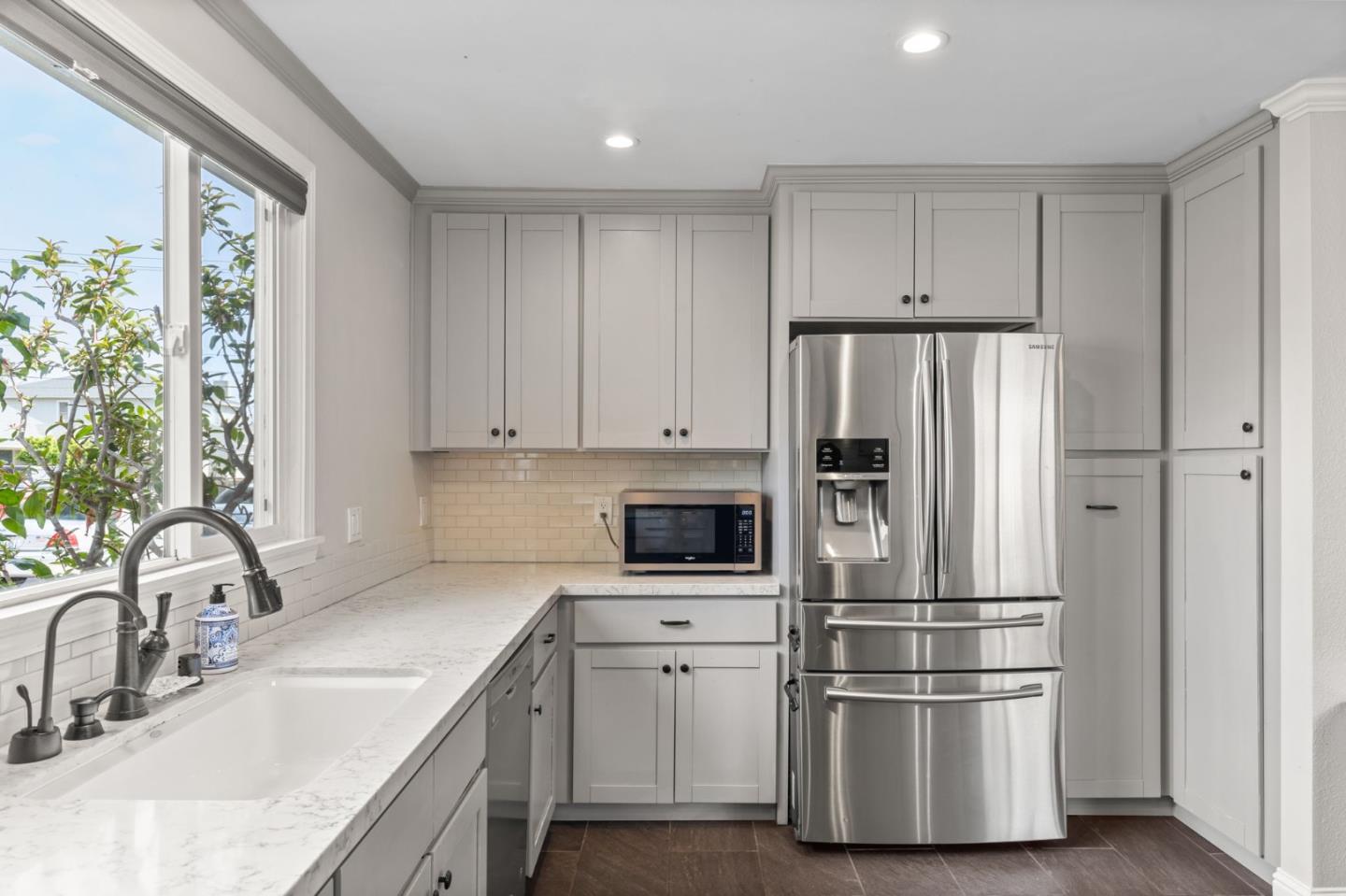 Detail Gallery Image 13 of 28 For 1502 Mefferd Ave, San Mateo,  CA 94401 - 3 Beds | 2/1 Baths